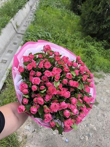 гулдо: Букет из кустовых роз «Розовый облак» - Состав: пышный монобукет из — 1