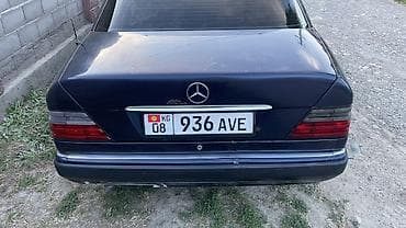 Продажа авто: Mercedes-Benz E-Class: 1995 г., 2 л, Механика, Бензин, Седан — 6