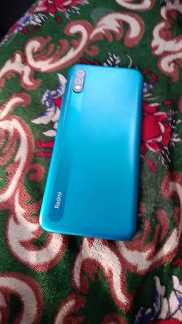 чехол на redmi 9a: Redmi, Redmi 9A, Б/у, цвет - Голубой — 1