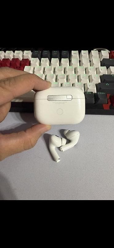 Наушники: AirPods Pro 2 беспроводные наушники-вкладыши с кейсом зарядки — 3