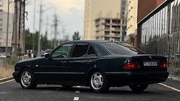 Mercedes-Benz E-Class: 1996 г., 3.2 л, Автомат, Бензин, Седан