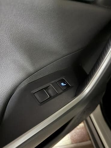 great wall pegasus: Toyota RAV4: 2019 г., 2.5 л, Автомат, Гибрид, Кроссовер — 9