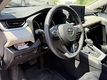 Транспорт: Toyota RAV4: 2022 г., 2.5 л, Автомат, Бензин, Кроссовер — 10