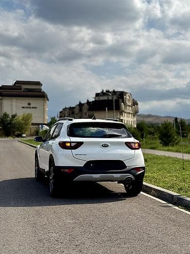 Kia Stonic: 2020 г., 1.4 л, Автомат, Бензин, Кроссовер — 5