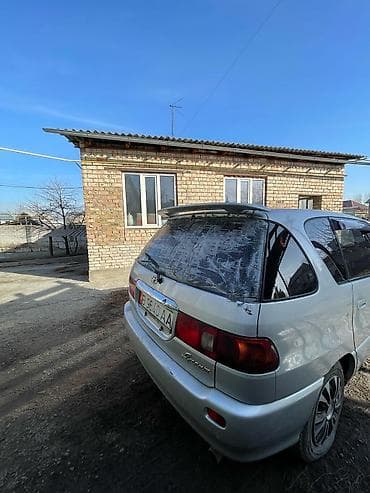 corolla runx: Toyota Ipsum: 2000 г., Универсал — 8