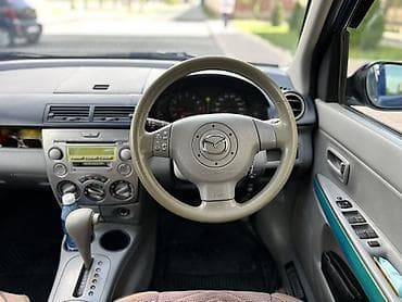 Продажа авто: Mazda Demio: 2003 г., 1.3 л, Автомат, Бензин, Хэтчбэк — 6
