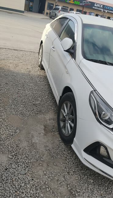 Белый седан (компакт‑класс) Основные особенности матор каробка жакшы