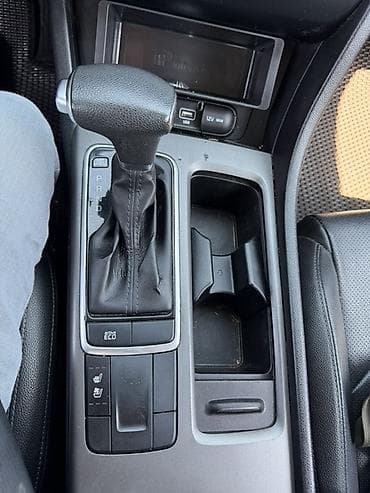 тягач на продажу: Kia K5: 2021 г., 2 л, Автомат, Газ, Седан — 2