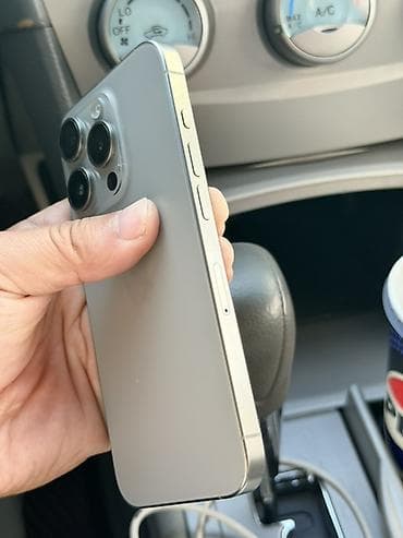 телифон айфон: IPhone 15 Pro, Б/у, 128 ГБ, Natural Titanium, Защитное стекло, Чехол, Кабель, 86 % — 6