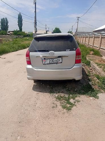Toyota: Toyota WISH: 2003 г., 1.8 л, Автомат, Бензин, Универсал — 3