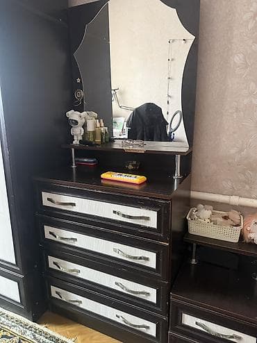 зал учун гарнитур: Спальный гарнитур 12 тыс сомсамовывоз — 2