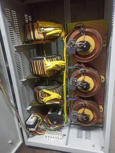 генератор 3фаз: Стабилизатор напряжения, Трехфазные, SVC — 2