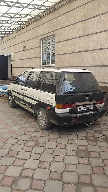 Унаа: Nissan Prairie: 1989 г., Вэн/Минивэн — 2