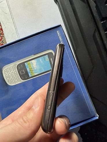 nokia c2 01: Nokia 6700 Slide, Б/у, цвет - Коричневый, 1 SIM — 5