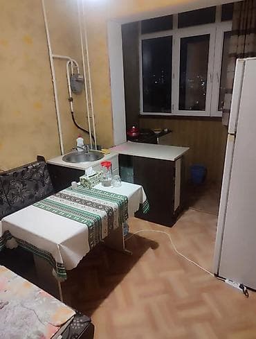 8: 3 комнаты, 64 м², 6 мкр 105 серия, 8 этаж, Старый ремонт — 2