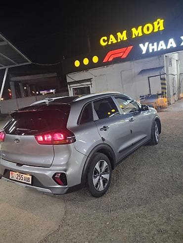 step vagon: Kia Niro: 2021 г., 1.6 л, Автомат, Гибрид, Кроссовер — 6