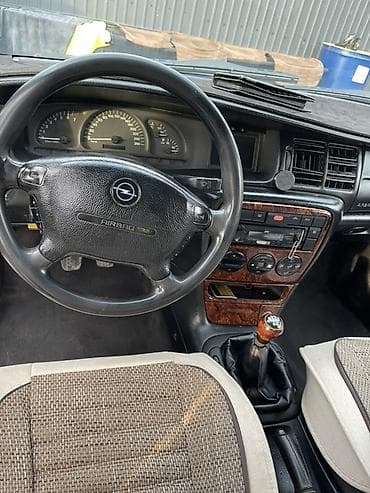 aegis hero: Opel Vectra: 1999 г., 2 л, Механика, Бензин, Седан — 2