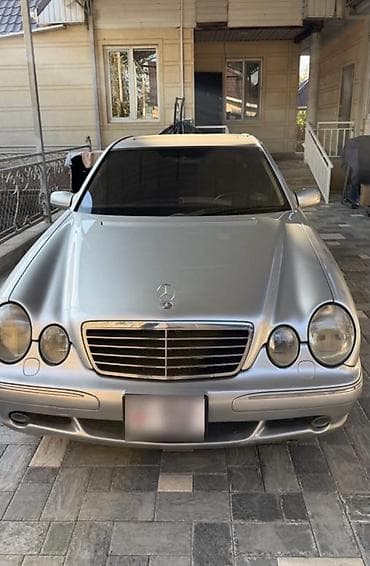 Кычкылтек концентратору: Продаю mercedes Е 5.5 AMG обвес оригинал состояние идеальной объём — 1