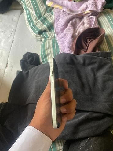 redmi note 14s: IPhone 12 Характеристики и особенности: - Модель: iPhone 12 (номер — 4
