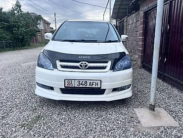 багаж на ипсум: Toyota Ipsum: 2003 г., Минивэн — 3