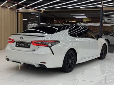 таета ноах: Toyota Camry: 2022 г., 2.5 л, Автомат, Гибрид, Седан — 6