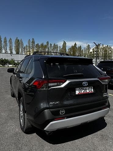 lancer evolution: Toyota RAV4: 2021 г., 2.5 л, Автомат, Гибрид, Кроссовер — 4