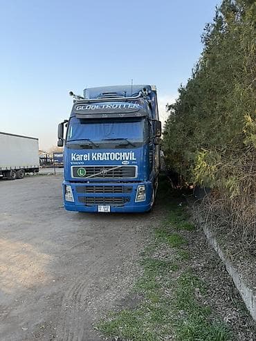 прицеп борт шторка: Тягач, Volvo, 2007 г., Шторный — 2