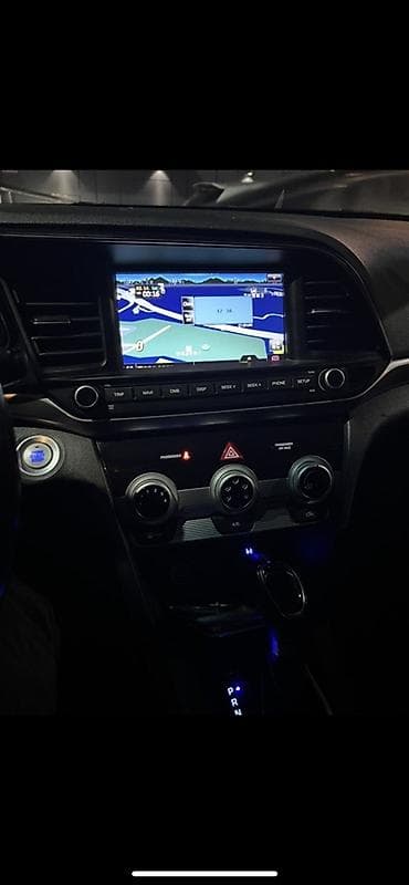 eclipse cross: Hyundai Avante: 2017 г., Автомат, Бензин, Седан — 3