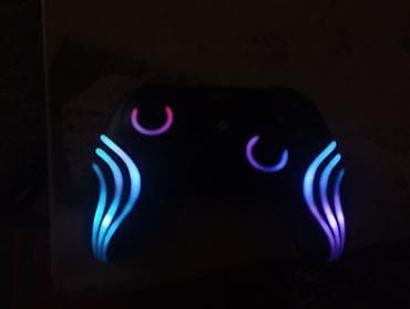 джойстик блютуз: Игровой геймпад с RGB‑подсветкой - Корпус: эргономичная форма — 2