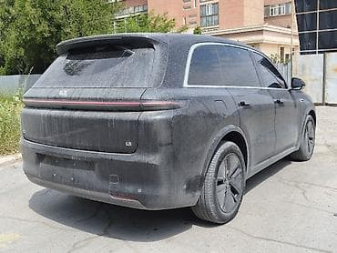 lixiang: Lixiang L8: 2024 г., 1.5 л, Автомат, Гибрид, Кроссовер — 9
