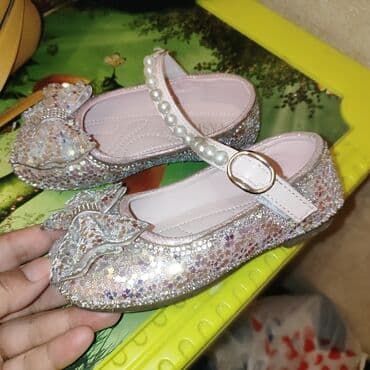 туфли на толстом каблуке: Очень красивые туфли для девочки состояние отличное дефектов нету 27- — 2