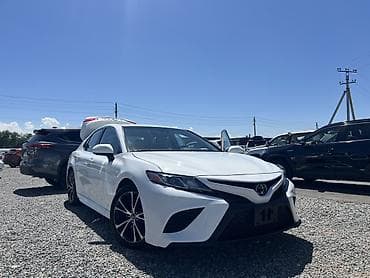 Toyota Camry: 2020 г., 2.5 л, Автомат, Бензин, Седан — 1