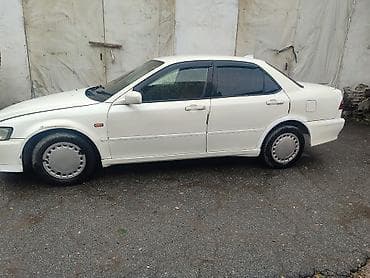 авто авария: Honda Accord: 2000 г., Седан — 4