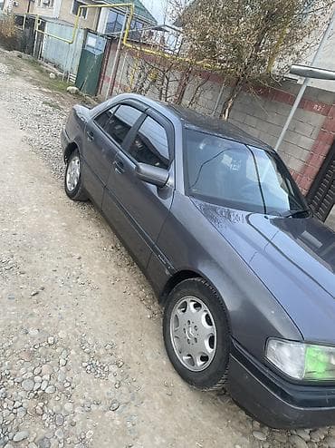 Продажа авто: Mercedes-Benz C-Class: 1994 г., 2 л, Автомат, Бензин, Седан — 6