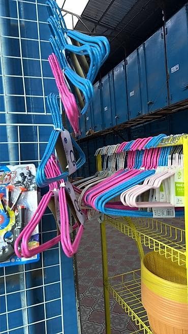 салфетки бумажные: Набор хозяйственных мелочей для дома - Перчатки для уборки и садовых — 9