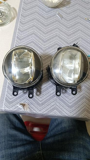 Автокосметика: Туманга каршы фаралар комплектиси Toyota 2021 г., Колдонулган, Оригинал — 3