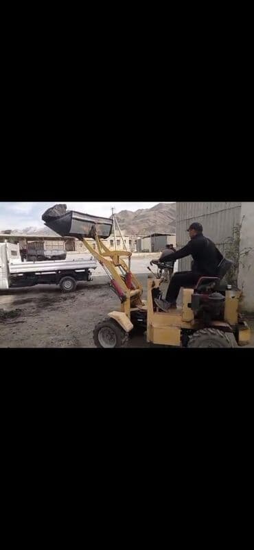 шины для фронтального погрузчика: Погрузчик, Колесный, Фронтальный — 4