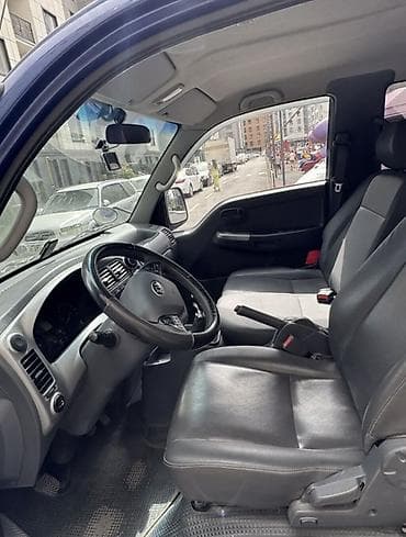 дубл: Kia BONGO: 2019 г., 2.5 л, Механика, Дизель, Пикап — 6