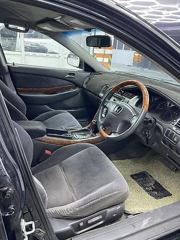 initial d: Honda Inspire: 2001 г., 2.5 л, Автомат, Бензин, Седан — 5
