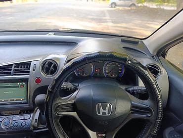 Honda Stream: 2006 г., 1.8 л, Автомат, Бензин, Минивэн — 7