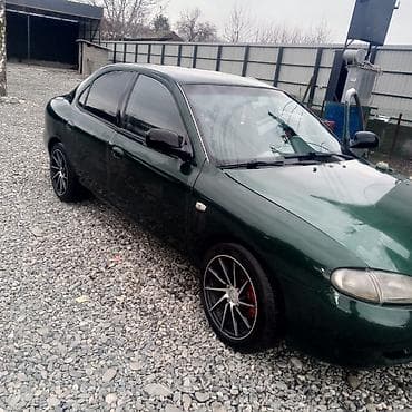 honda prilud: Hyundai Avante: 1998 г., Седан — 7