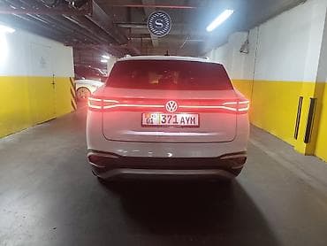 sprinter bazar: Volkswagen ID.4: 2022 г., 0.1 л, Автомат, Электромобиль, Кроссовер — 5