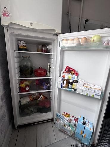 компактный холодильник: Холодильник Atlant, Б/у, Двухкамерный, 45 * 160 * — 5