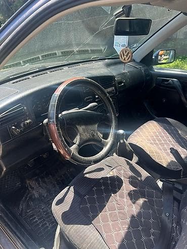 Транспорт: Volkswagen Golf: 1992 г., 1.8 л, Механика, Бензин, Хэтчбэк — 5