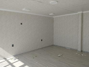 Модульное помещение из морского контейнера с витражным фасадом