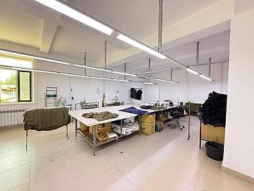 seven development: 📍ул. Юсупа Абдрахманова 🔘Этажи 4/4 🔘750м² Продаю коммерческое здание — 3