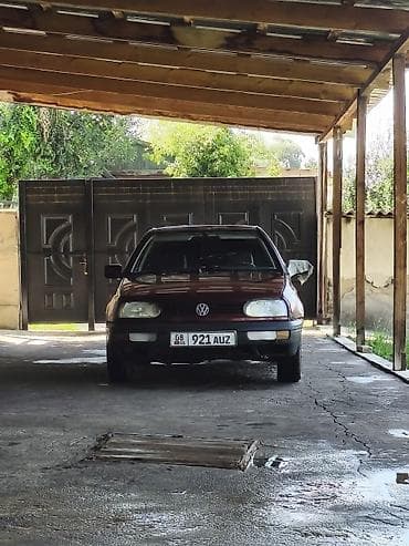 м111 2.0: Volkswagen Golf: 1992 г., 1.8 л, Механика, Хэтчбэк — 1
