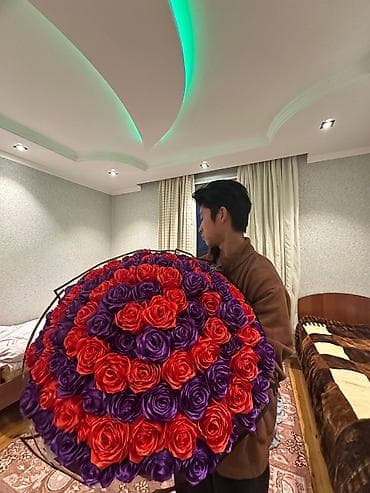 спортивный костюмы: Большой букет из 101 искусственной розы - Состав: плотные — 1