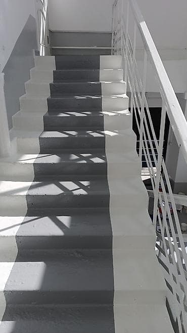 покраска лестницы: Покраска лестниц, перил и внутренних помещений - Профессиональная — 2