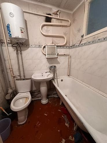 1 комнатная квар: 1 комната, 38 м², 104 серия, 4 этаж, Старый ремонт — 5
